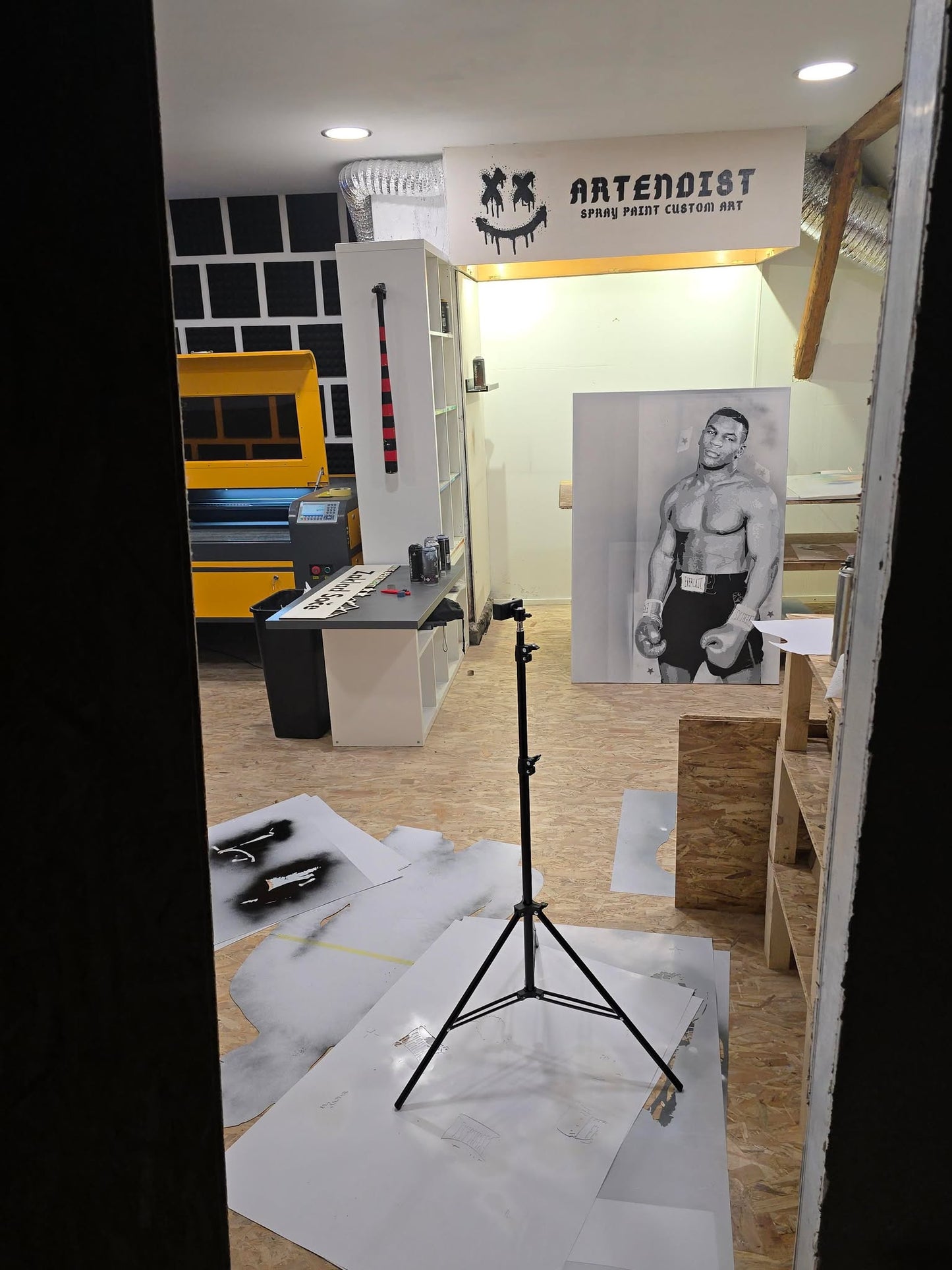 Mike Tyson Spray Paint Art 150x100cm - ARTENDIST